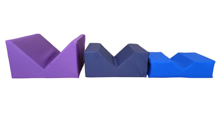 Three sizes of veterinary head supports